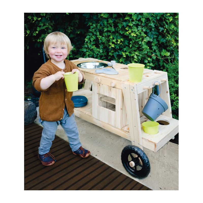 Cuisine Montessori pour enfants - créativité grâce aux jouets en bois