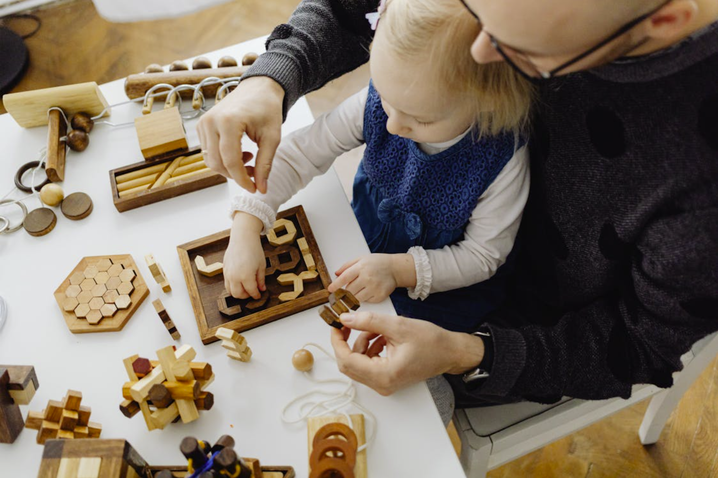 APPLIQUER LA METHODE MONTESSORI A LA MAISON