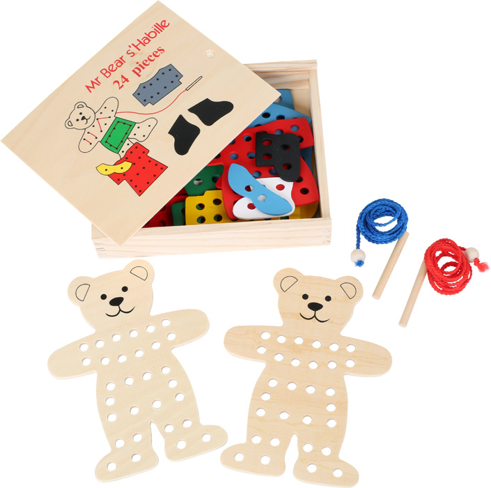 Jeu à enfiler Montessori pour enfant