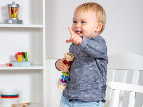 Bâton de pluie pour bébé