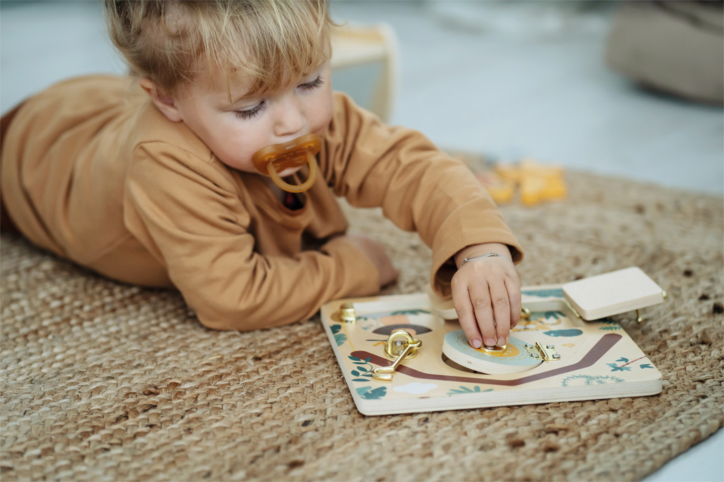 planche d'activité Montessori pour enfant